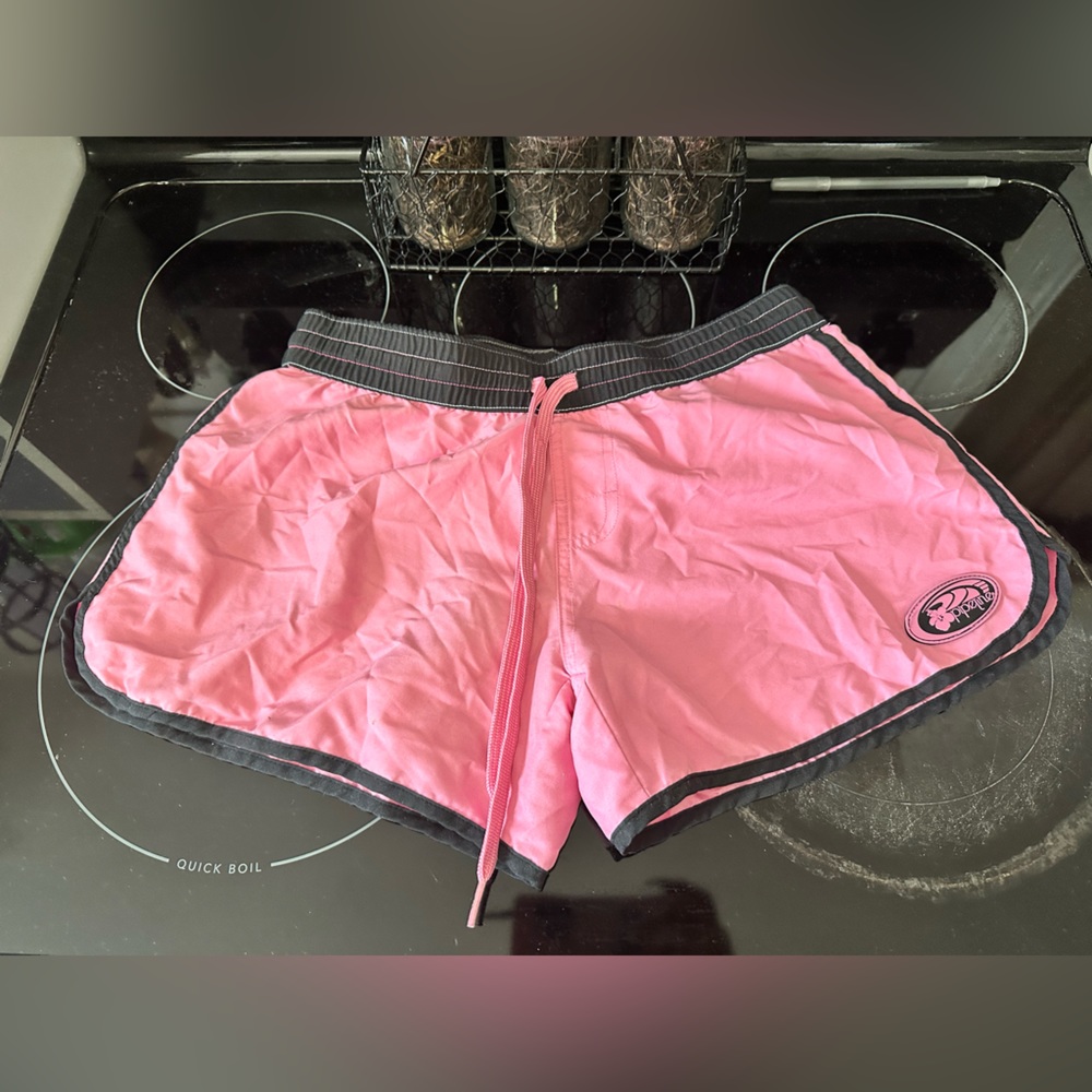 Pipeline Pink & Black Athletic Shorts